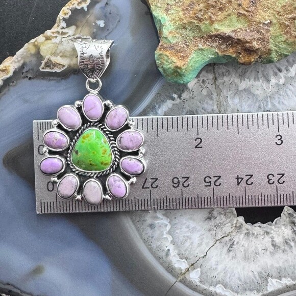 Native American Sterling Green Turquoise w/Phosphosiderite Cluster Pendant - Picture 9 of 10